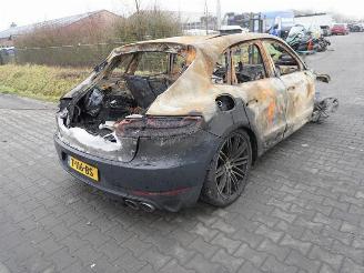 Sloopauto Porsche Macan 3.0 v6 S 2015/1