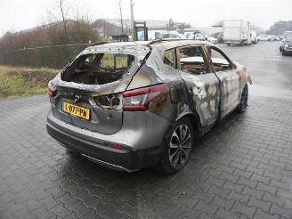 Salvage car Nissan Qashqai 1.3 DIG-T 2020/2
