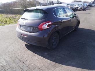 Auto da rottamare Peugeot 208 1.6 HDi 2013/7