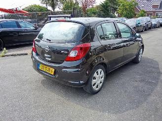 Voiture accidenté Opel Corsa 1.3  CDTi 2011/9