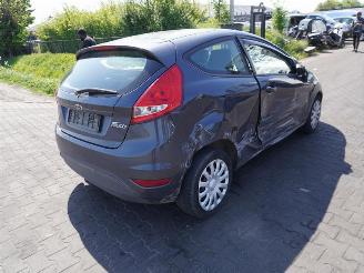 Coche siniestrado Ford Fiesta 1.25 2008/11
