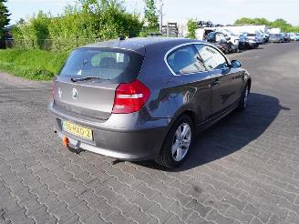 Coche siniestrado BMW 1-serie 116i 2009/3