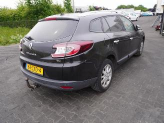 Coche siniestrado Renault Mégane Grandtour 1.4 TCe 2010/7