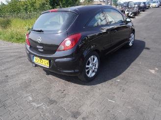 Autoverwertung Opel Corsa 1.4 16v 2007/10