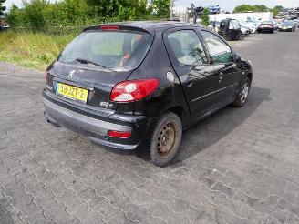 Vrakbiler auto Peugeot 206+ 1.4 2009/10