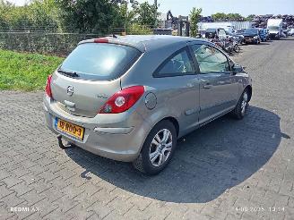 Démontage voiture Opel Corsa 1.3 CDTi 2011/5