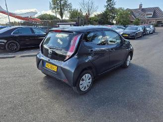 skadebil auto Toyota Aygo 1.0 12V VVT-i 2017/2