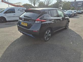 damaged passenger cars Nissan Leaf 59/62kWh 2021/4