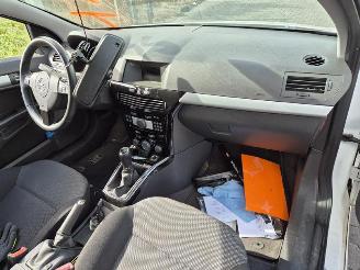Opel Astra 1.6 16V picture 5