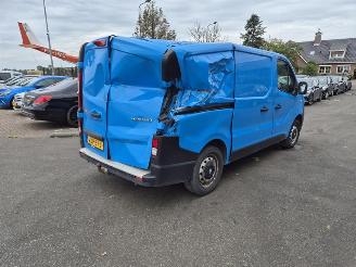skadebil bedrijf Renault Trafic 2.0 dCi 16V 2019/12