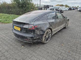 Vrakbiler auto Tesla Model 3 75KWh 2019/3