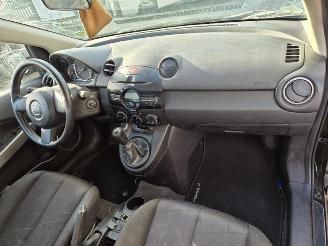 Mazda 2 1..3 16v picture 8