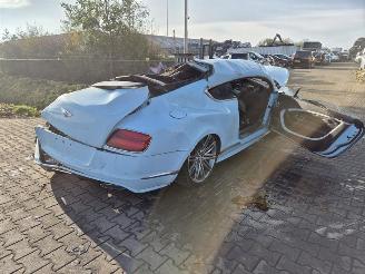 Vrakbiler auto Bentley Continental GTC 6.0 2014/10