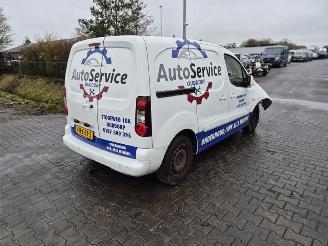 Vrakbiler bedrijf Peugeot Partner 1.6 HDi 2014/3