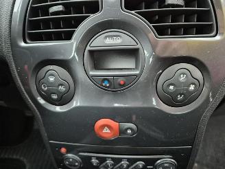 Renault Modus 1.6 16v picture 6