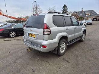 Schade bestelwagen Toyota Landcruiser 3.0 D-4D 2005/9