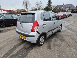 Schadeauto Hyundai I-10 1.1 i 2010/1