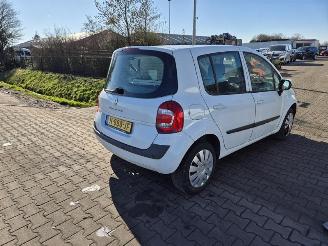 Uttjänta bilar auto Renault Modus 16 16v 2012/10