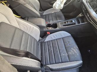 Volkswagen Golf GTE picture 8