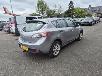 Avarii autoturisme Mazda 3 1.6  i 2009/8