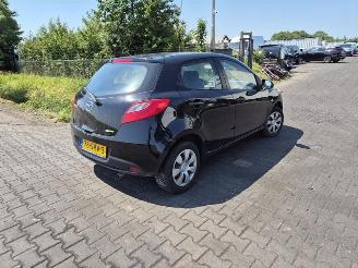 Sloopauto Mazda 2 1.3 2011/11