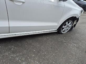 Volkswagen Polo 1.2 TDi picture 7