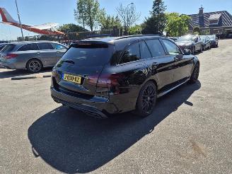 krockskadad bil auto Mercedes C-klasse Estate C-63 AMG 4.0 V8 Biturbo 2016/5
