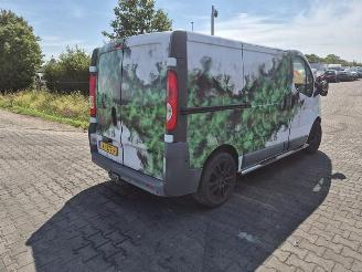 Purkuautot passenger cars Renault Trafic 2.0 dCi 2014/1