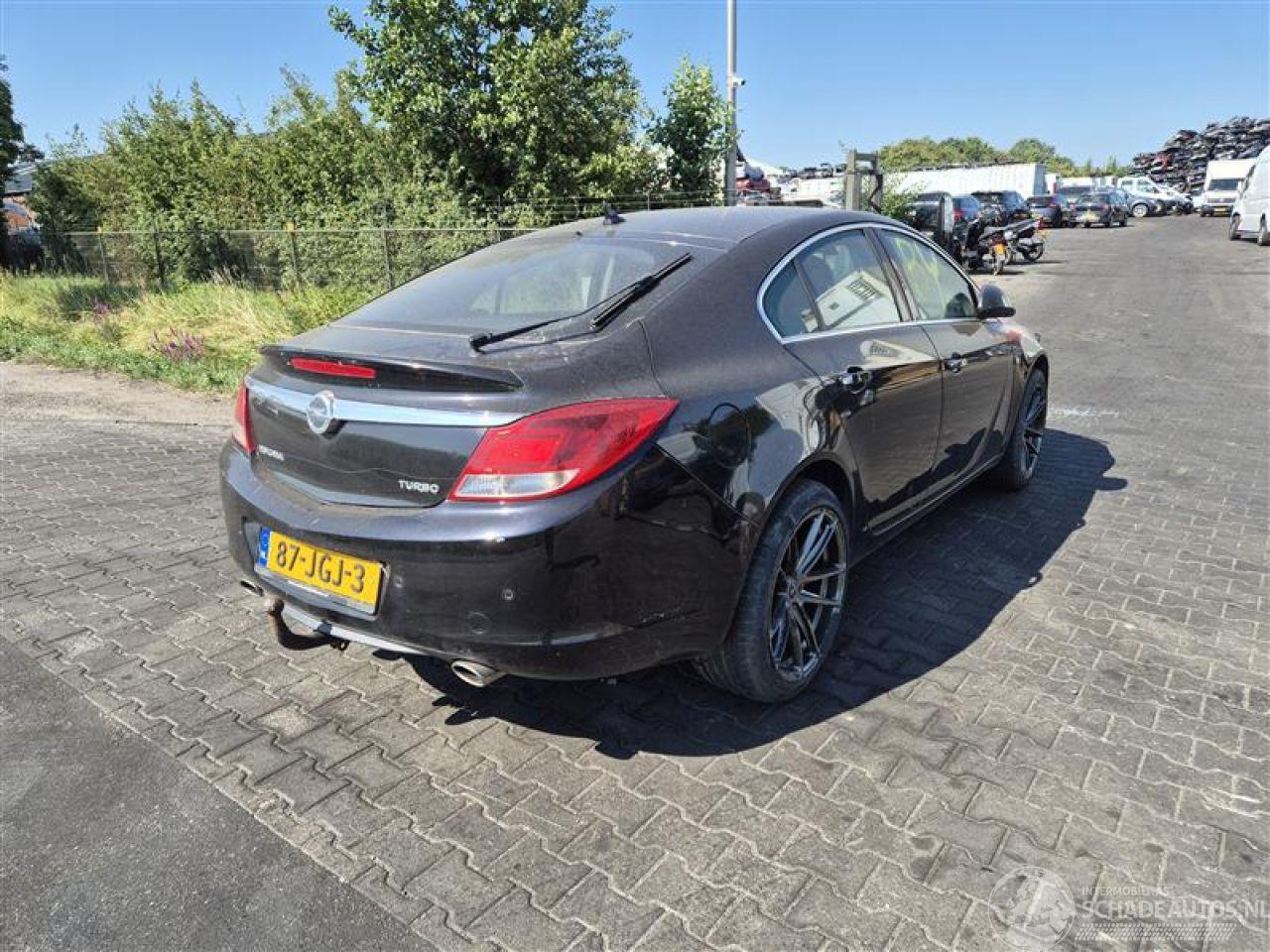 Opel Insignia 1.6 Turbo