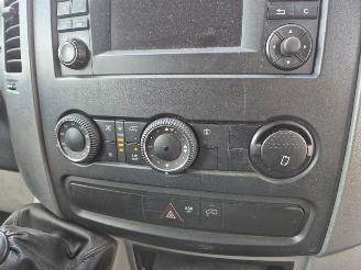 Volkswagen Crafter 2.0 BiTDi Bakwagen picture 13
