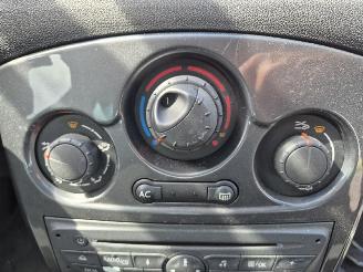 Renault Clio 1.2 Tce picture 6