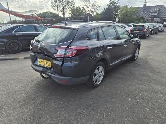 skadebil auto Renault Mégane Grandtour 1.4 TCe 2010/5