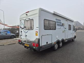 krockskadad bil camper Hymer  2.8 JTD 2003/6