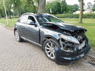 Unfallwagen Infiniti FX35 3.5 g3 gas 2005/1