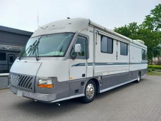 damaged campers Chevrolet   1996/3