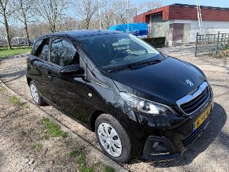 Auto incidentate Peugeot 108 53 kW (72 PK)  998 cc. 2020/1