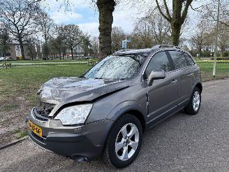 damaged passenger cars Opel Antara 167 kW (227 PK)  3195 cc. 2008/1