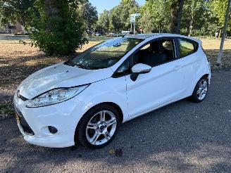 Avarii autoturisme Ford Fiesta 88 kW (120 PK)  1596 cc. 2011/1