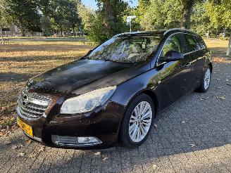 damaged passenger cars Opel Insignia SPORTS TOURER SW 2012/1