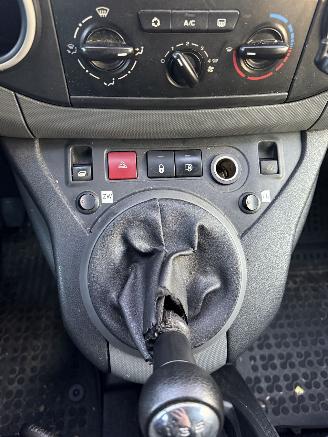 Peugeot Partner  picture 12