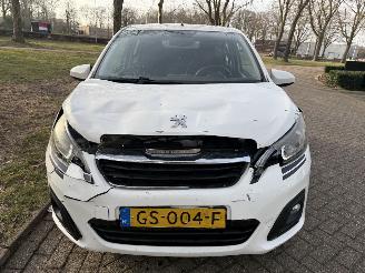 Peugeot 108  picture 8