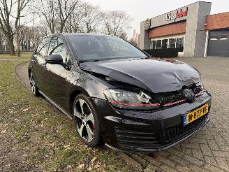 Volkswagen Golf 2.0 gti automaat picture 7