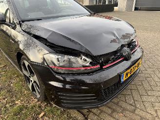 Volkswagen Golf 2.0 gti automaat picture 10