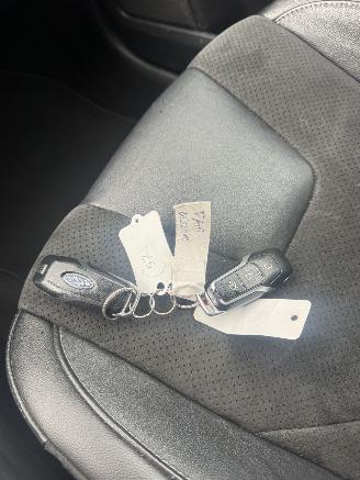 Ford S-Max  picture 28