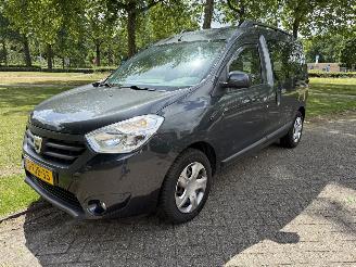 Vaurioauto  passenger cars Dacia Dokker  2014/2