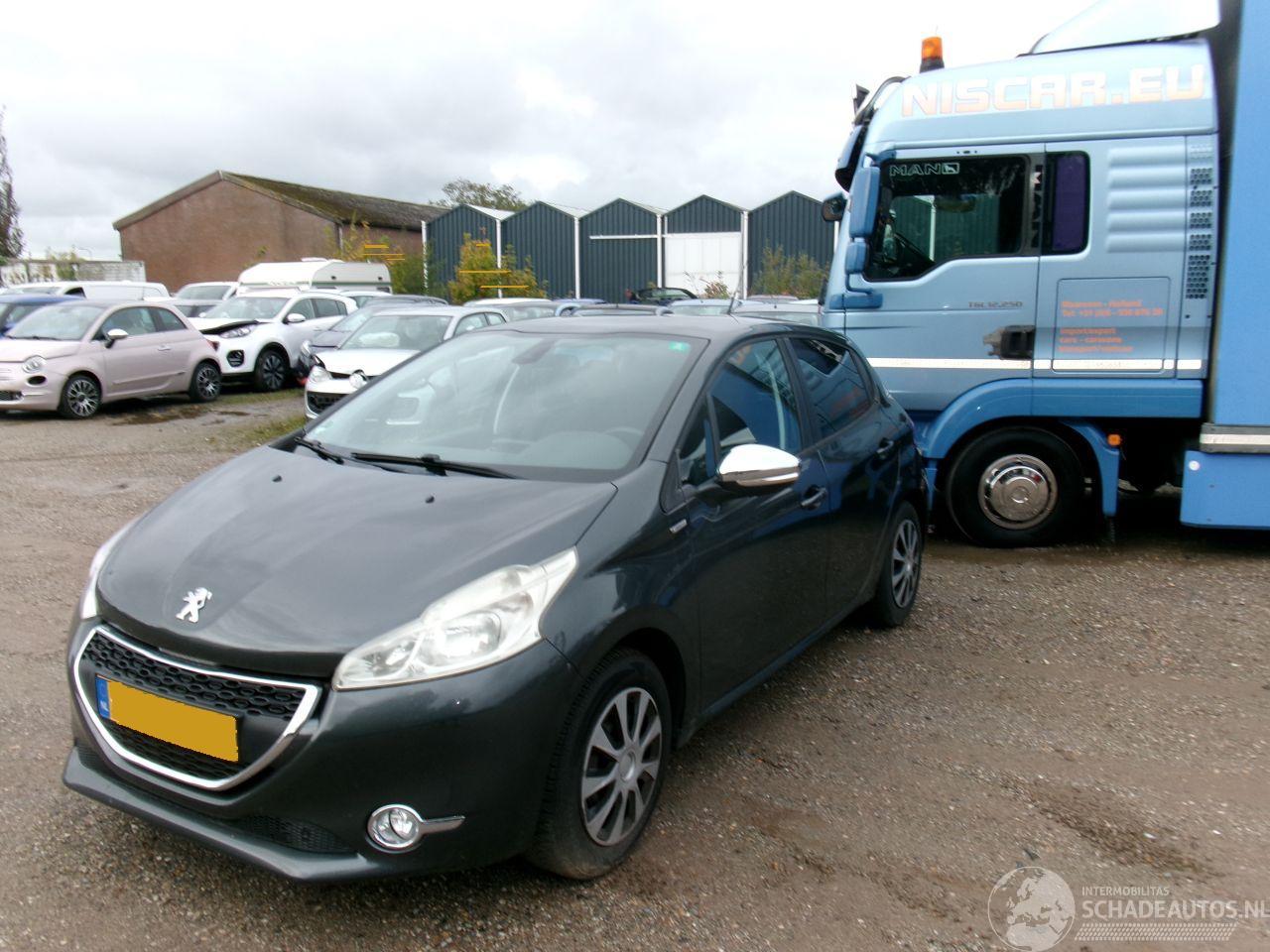 Peugeot 208 1.2 Allure 5 Drs