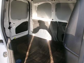 Peugeot Partner 1.6 HDI Pro picture 26