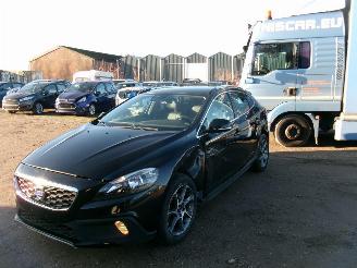 Unfallwagen Volvo V-40 1.6 D - Cross Country 2014/10
