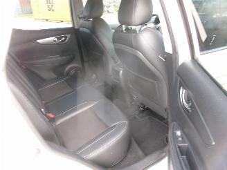Nissan Qashqai 1.2 Tekna - N-Connect picture 23