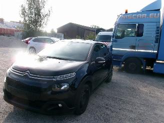 Voiture accidenté Citroën C3 1.2 Highlight 2019/2